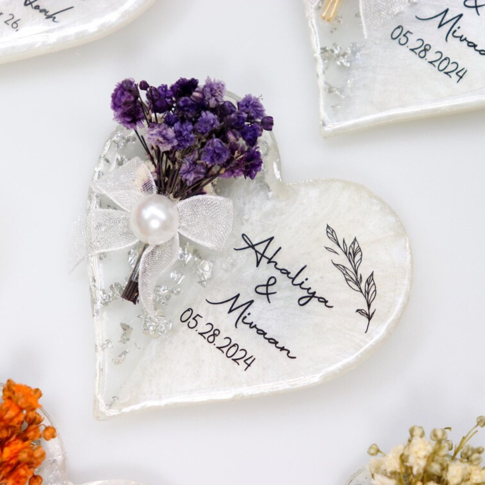 Personalized Handmade Epoxy Heart Wedding Favors